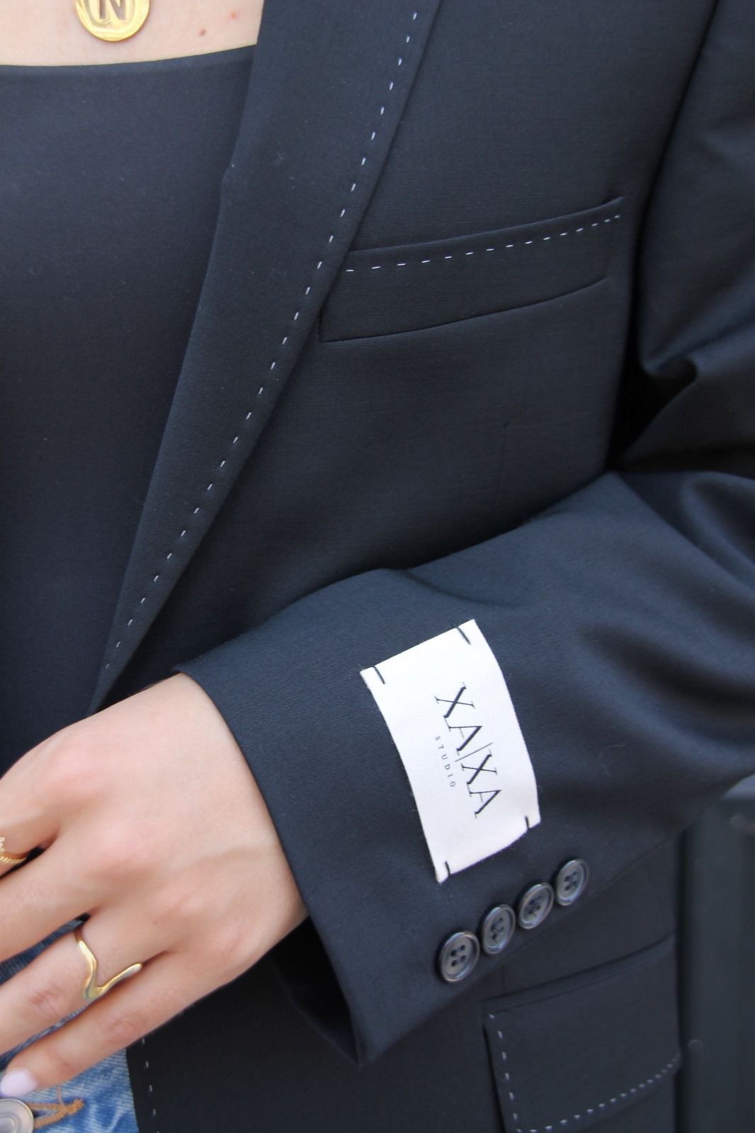 Detail Black - Vintage Oversized Blazer