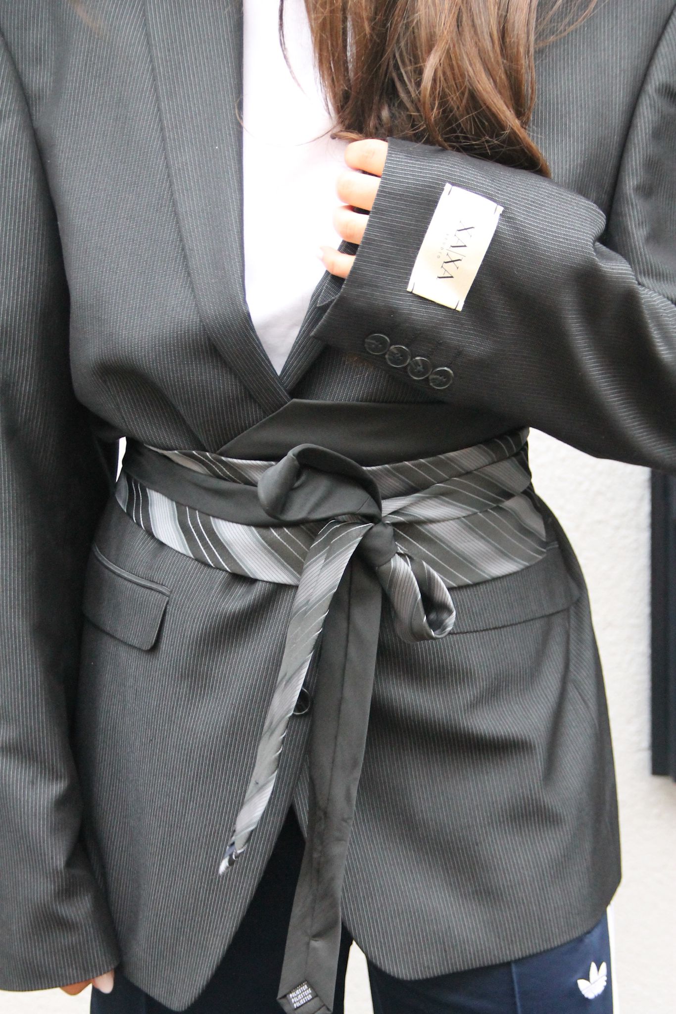 Coloured Black - Unique Belt