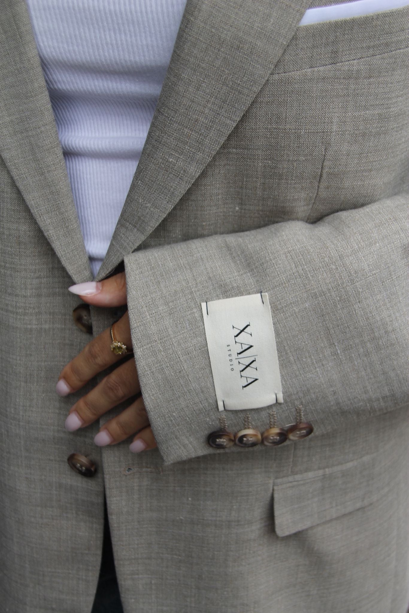 Powder Beige - Vintage Oversized Blazer